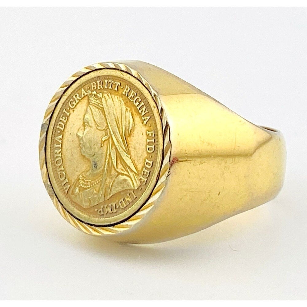 Men’s Signet Queen Victoria Coin Ring Gold Tone Signed Size 11.75 Vintage